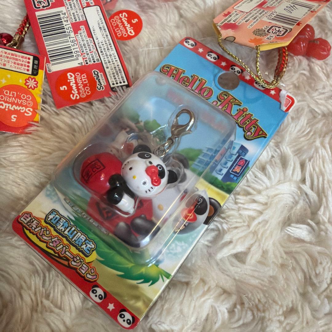 ご当地キティ　 ハローキティ 20個セット　ストラップ