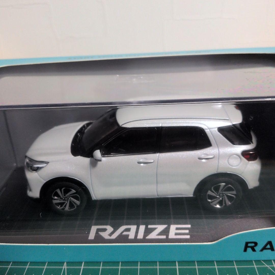 y*u様 非売品ミニカートヨタ　ライズ　RAIZE 　1/30