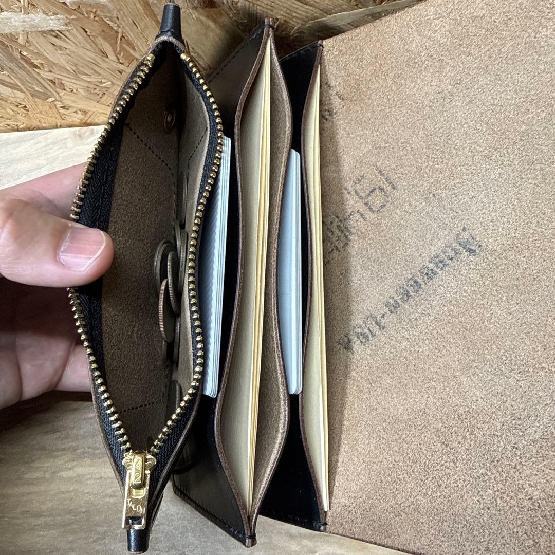 ホーウィン社 クロムエクセル 180 トラッカーウォレット タロンジッパー 茶芯