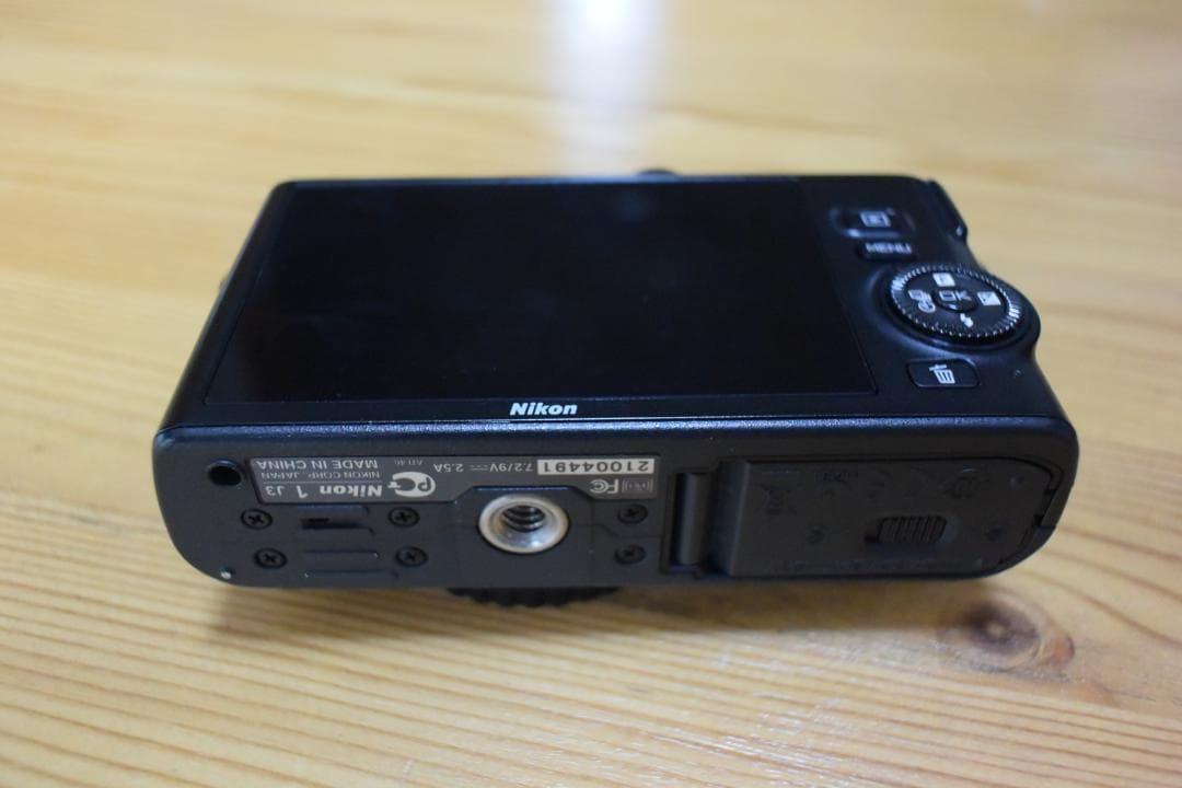 Nikon 1 J3 本体 バッテリー 充電器 ストラップ ケース付き