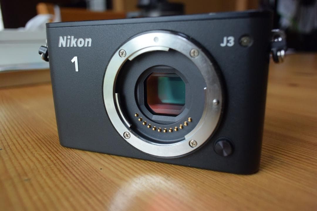 Nikon 1 J3 本体 バッテリー 充電器 ストラップ ケース付き