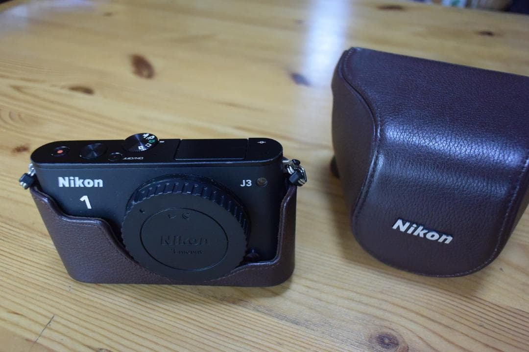 Nikon 1 J3 本体 バッテリー 充電器 ストラップ ケース付き