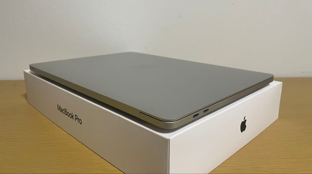 美品 MacBook Pro 2020 SSD:500GB バッテリー96%