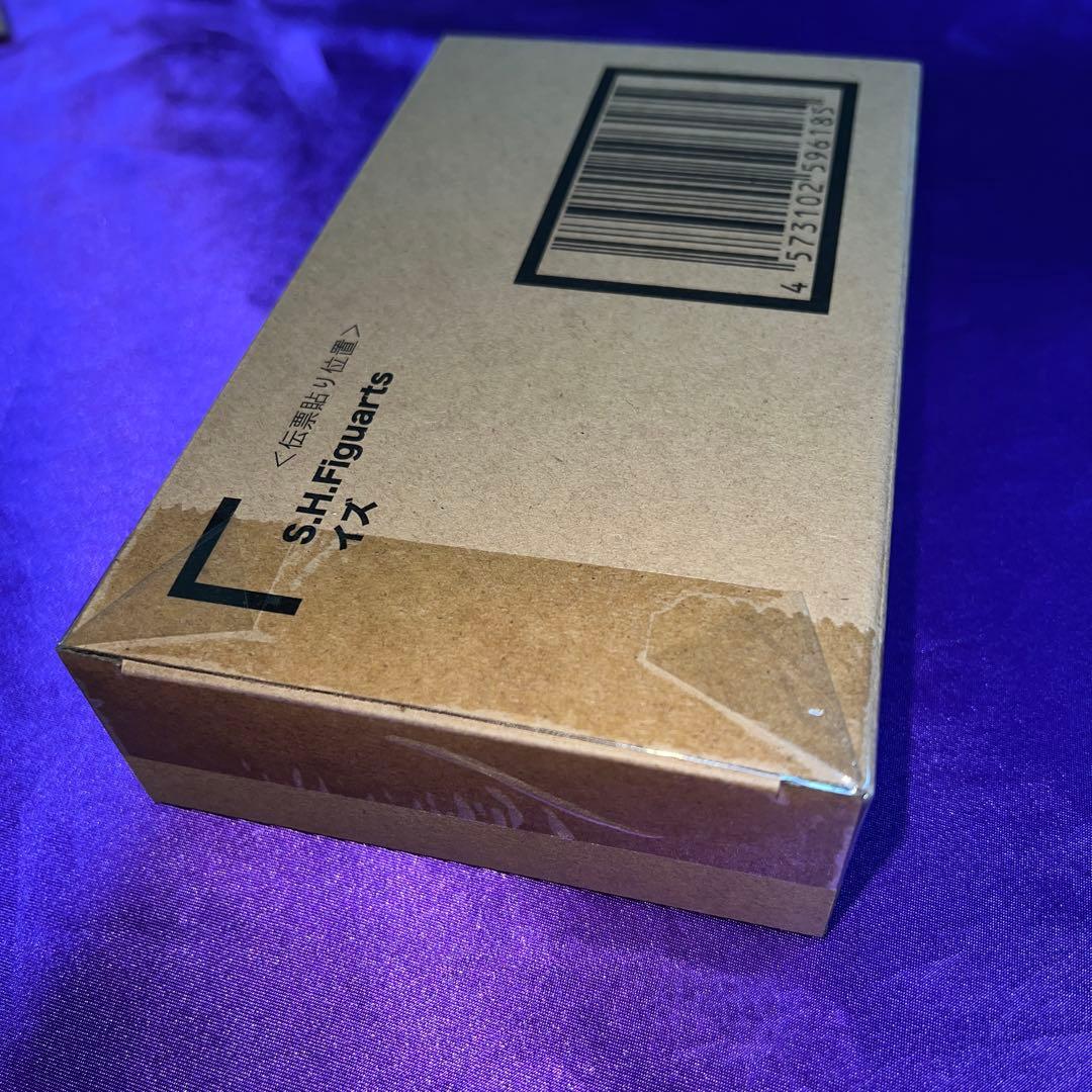 S.H.Figuarts イズ仮面ライダーゼロワン　新品未開封　メルカリ便