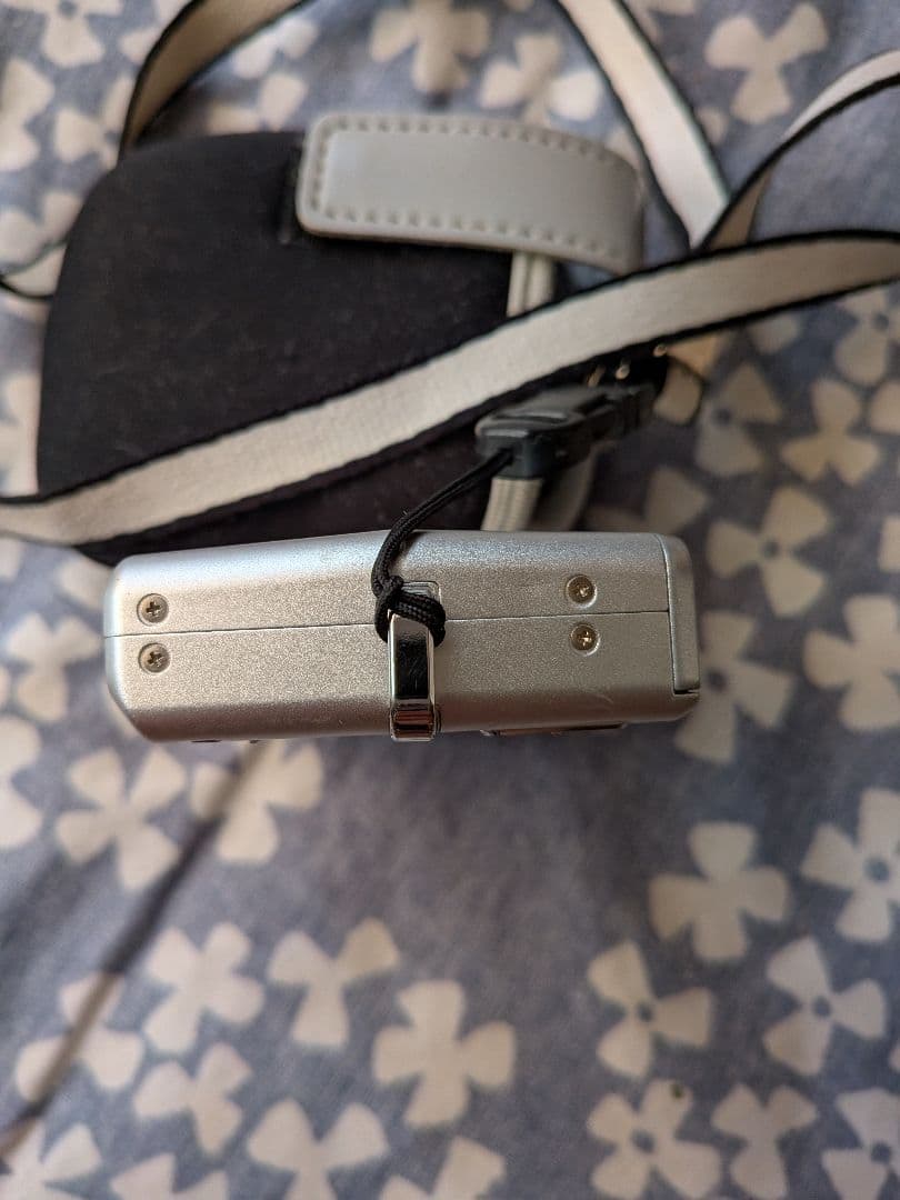 デジタルカメラ CASIO EXILIM EX-Z600