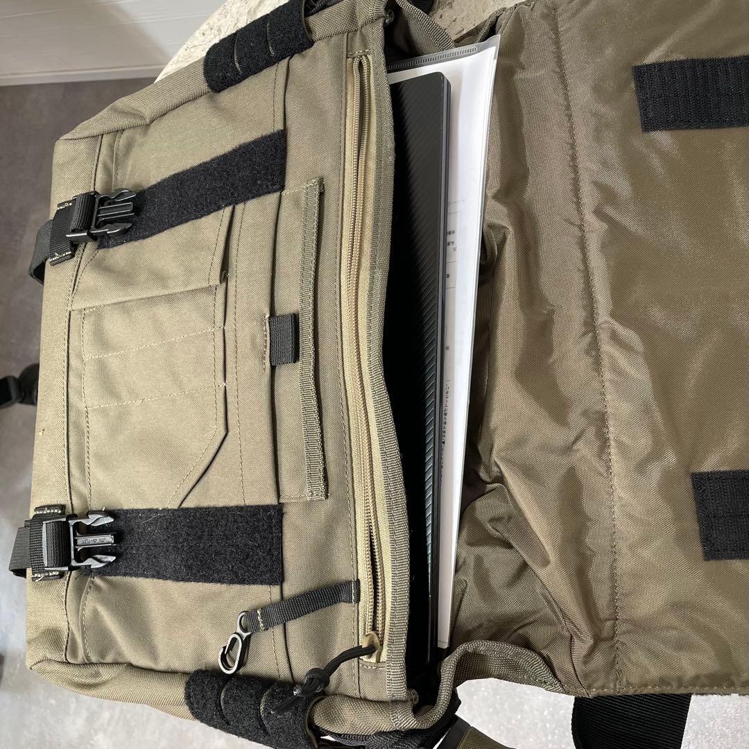 5.11 タクティカル Rush delivery メッセンジャーバッグ