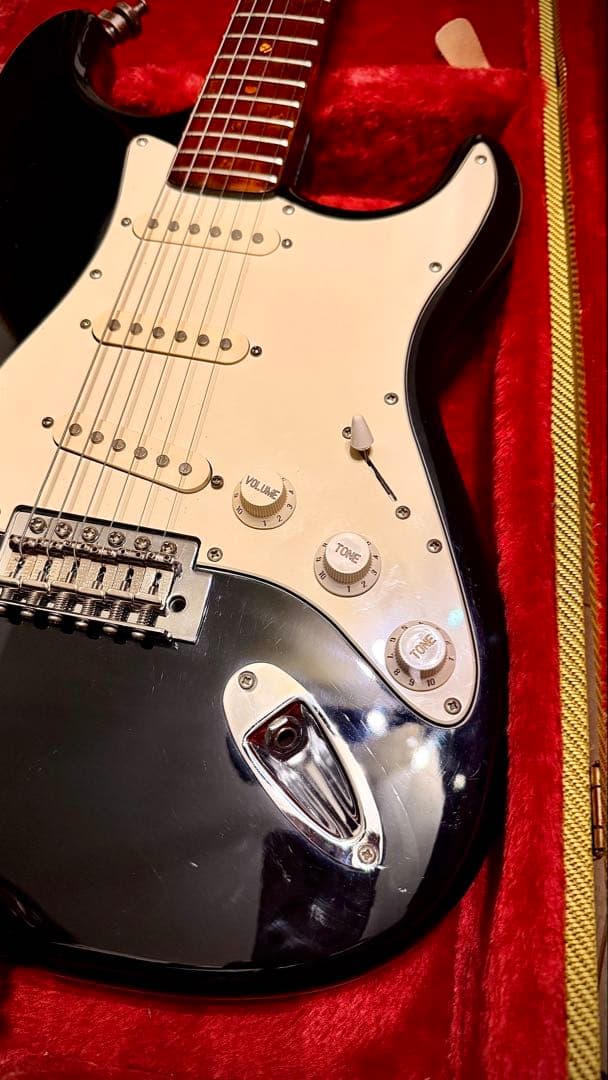 【GATOR ハードケース付】ストラトタイプギター