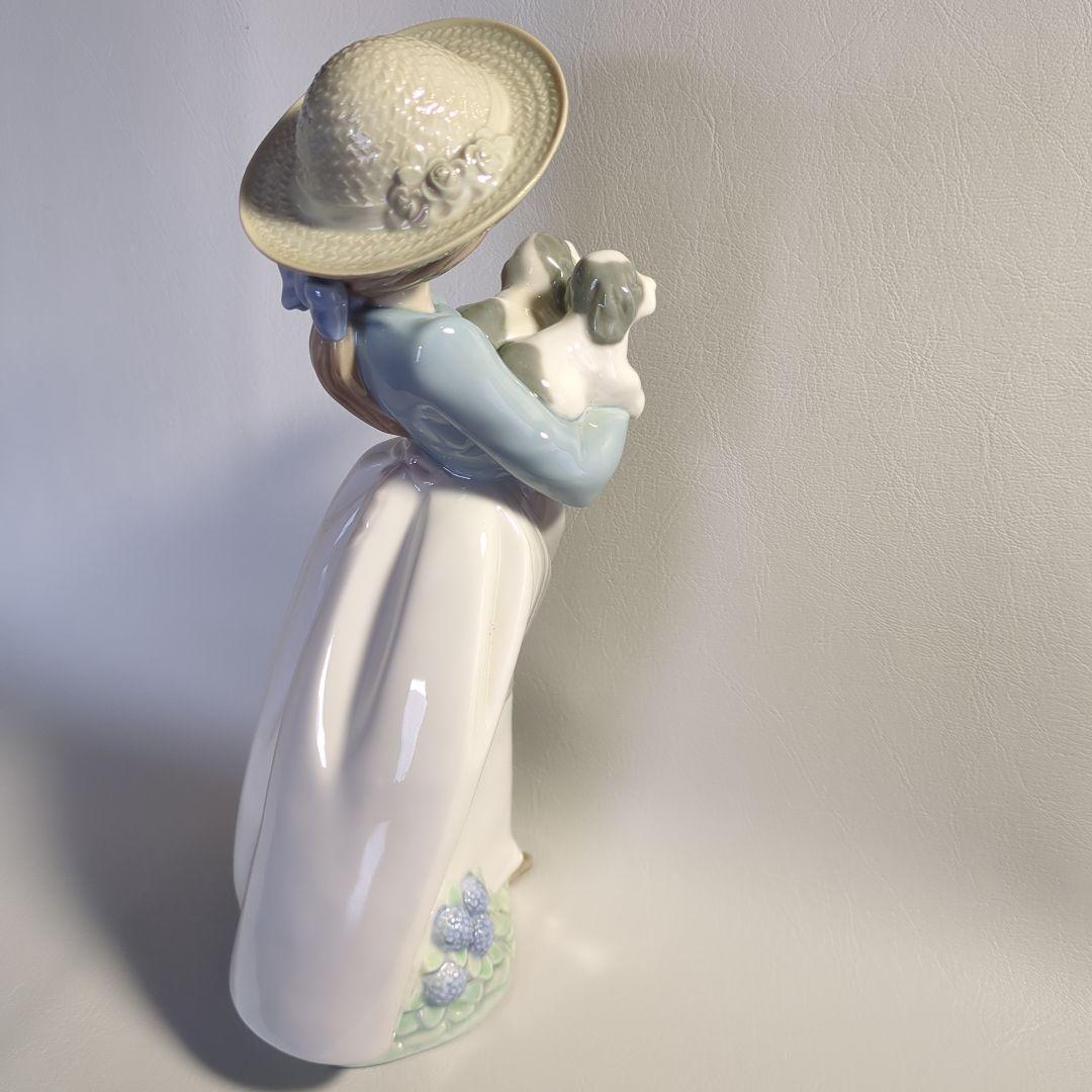 リヤドロ人形　NAO　犬と少女