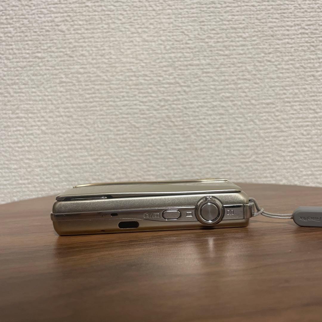 【オールドコンデジ】 FUJIFILM FinePix Z800EXR