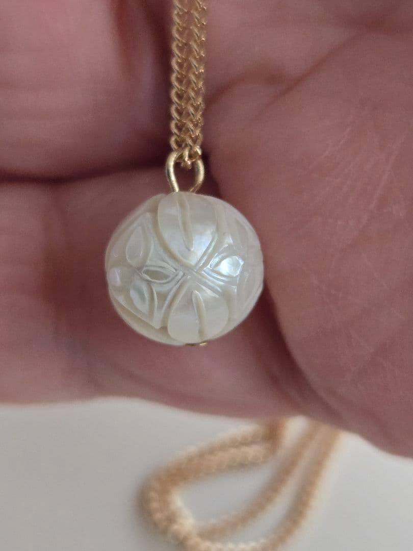 淡水パール　ネックレス　カービングパール