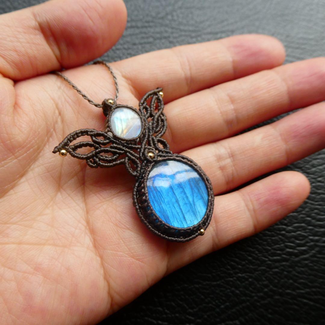 ラブラドライト・ムーンストーンのマクラメネックレス