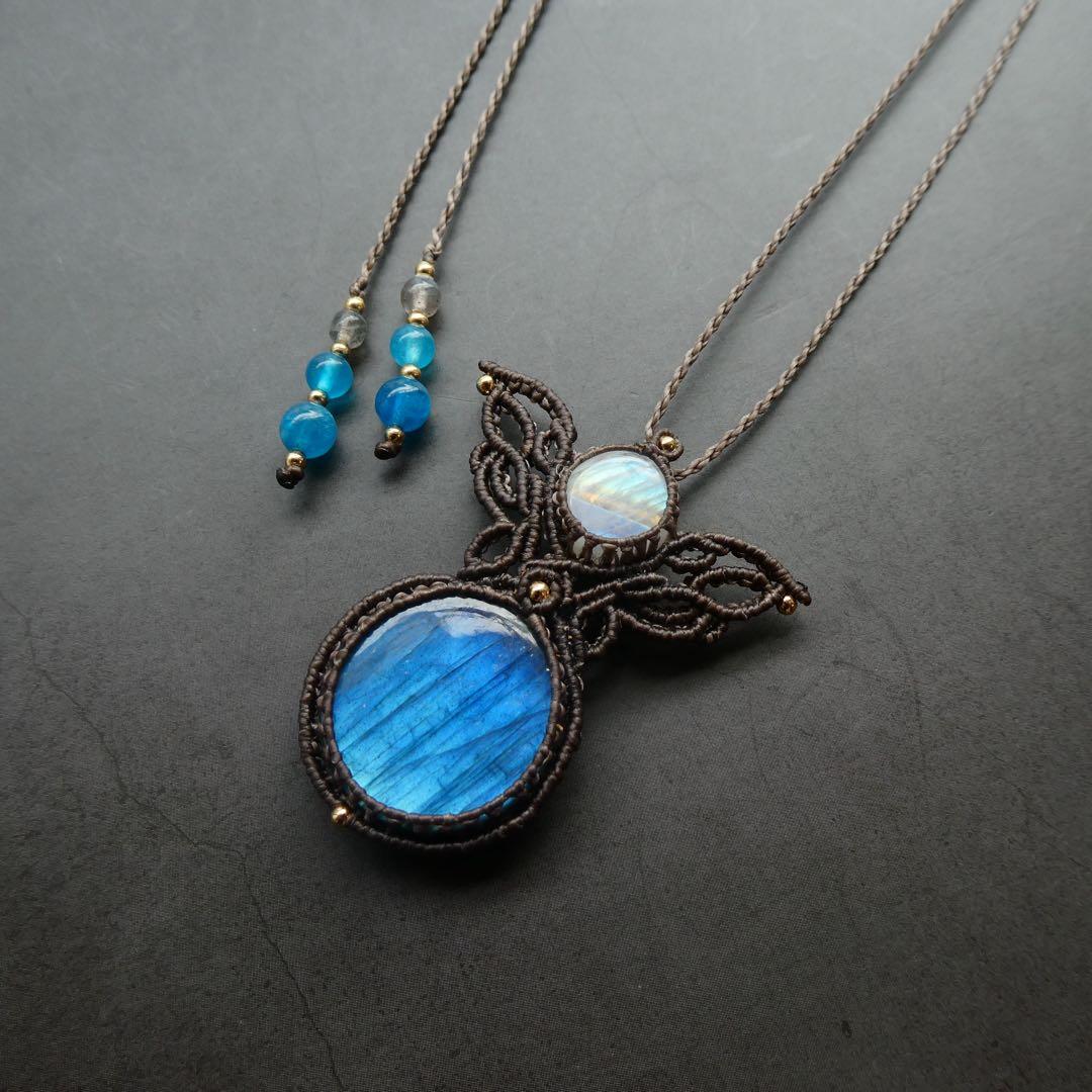 ラブラドライト・ムーンストーンのマクラメネックレス