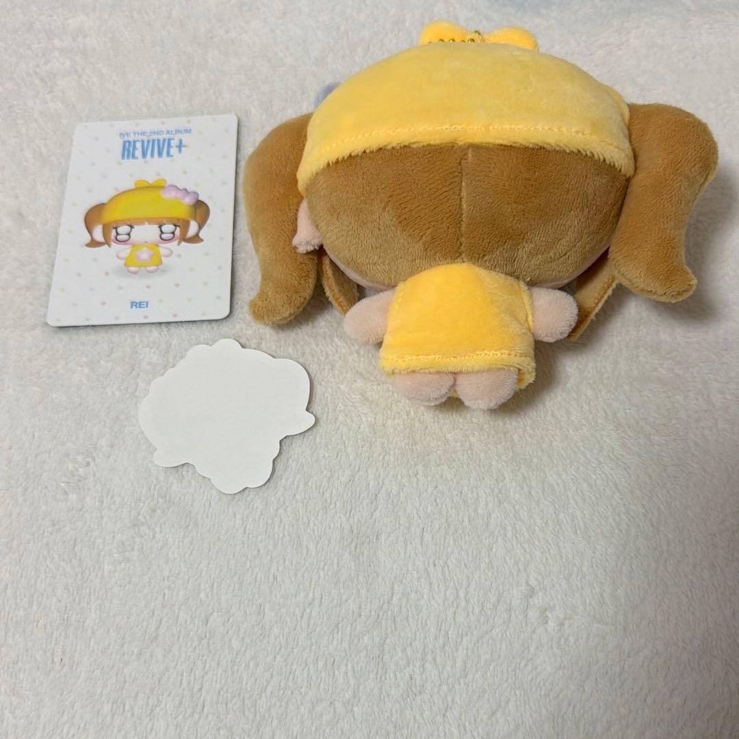 IVE REVIVE+ レイ petit-IVE ぬいぐるみ トレカ