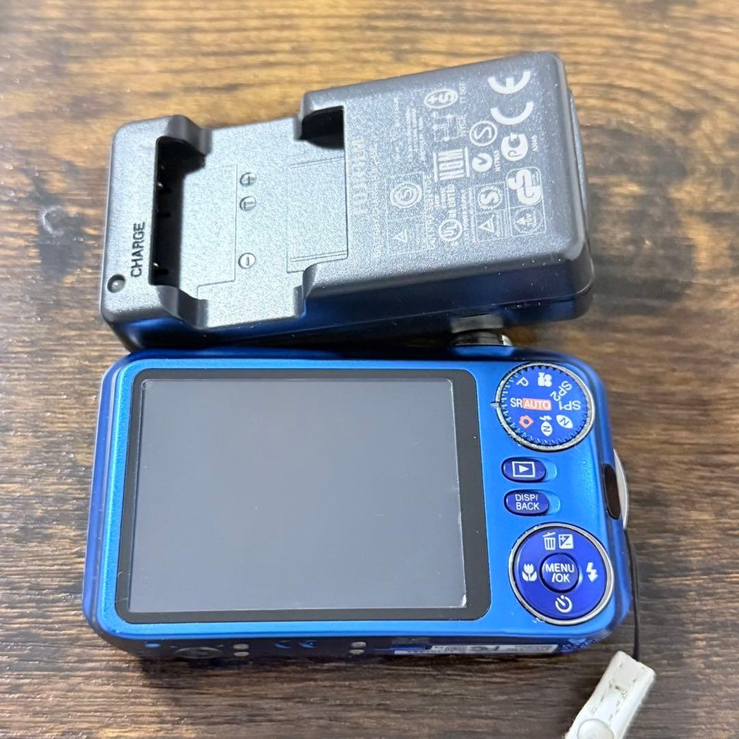 デジカメ　FUJIFILM finepix JX400