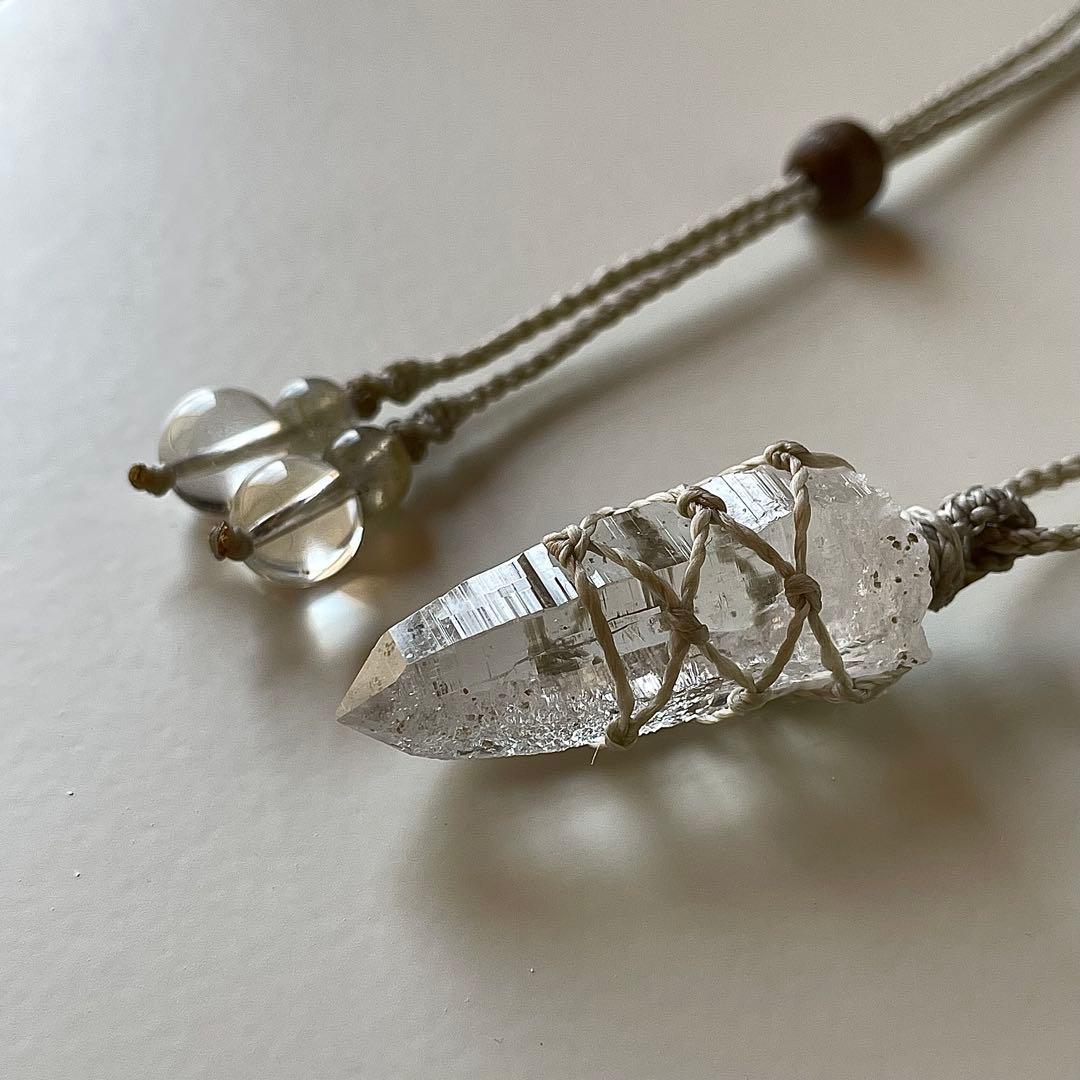 ヒマラヤ水晶 ガネッシュヒマール ＊ マクラメペンダント ネックレス 62