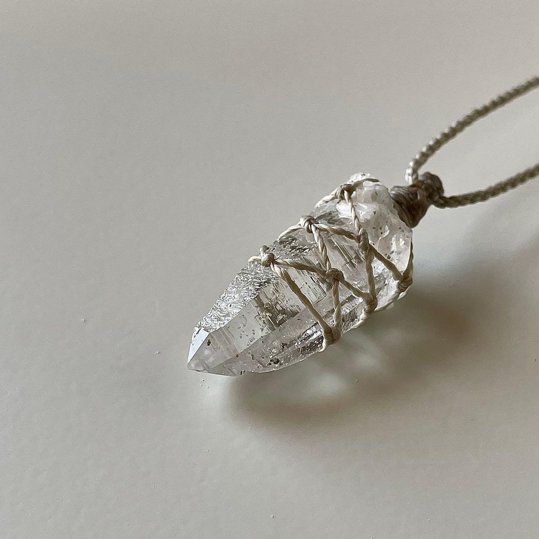 ヒマラヤ水晶 ガネッシュヒマール ＊ マクラメペンダント ネックレス 62