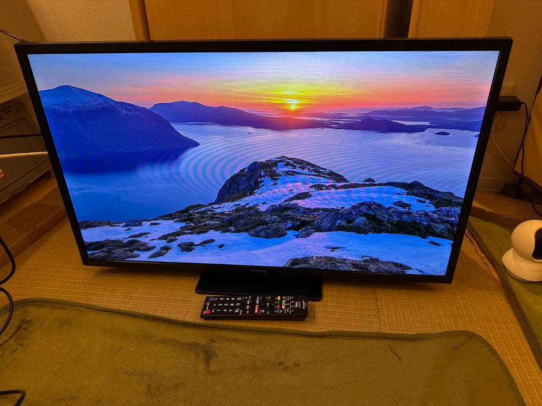 SHARP シャープ　32型　テレビ 2T-C32DE 2023年製　極美品！
