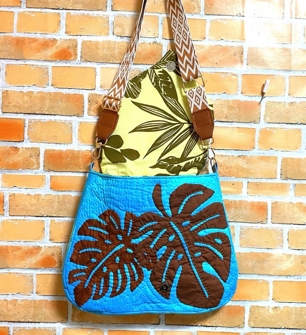 ハワイアンキルト ショルダーバッグ 　（モンステラいっぱい）