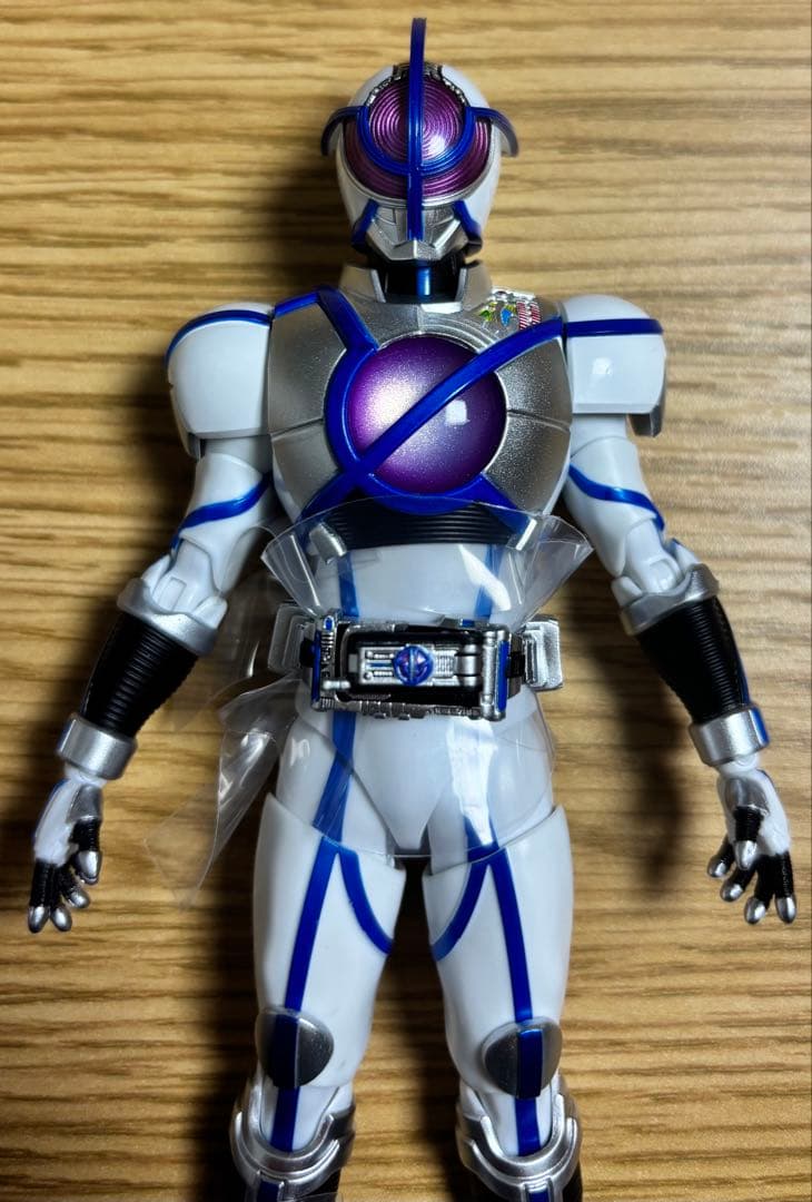 【本体良個体】フィギュアーツ真骨彫製法　仮面ライダーサイガ　輸送箱伝票無