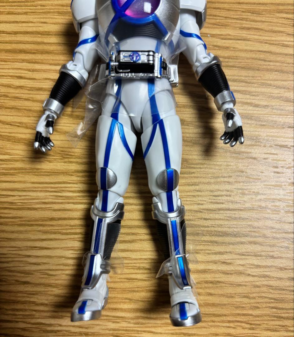 【本体良個体】フィギュアーツ真骨彫製法　仮面ライダーサイガ　輸送箱伝票無