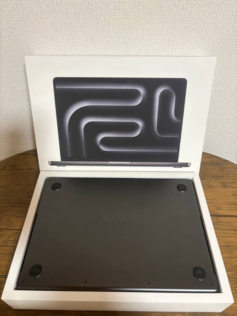 MacBook Pro 14インチM3 PRO 18GB/1TB