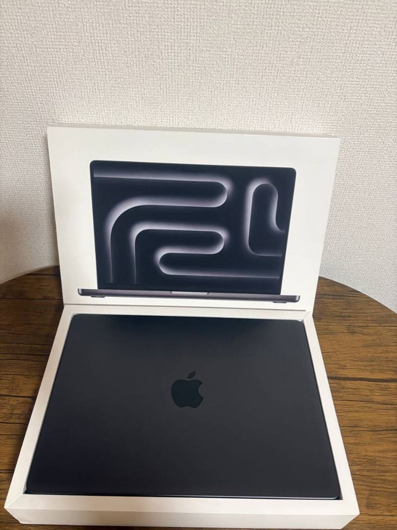 MacBook Pro 14インチM3 PRO 18GB/1TB