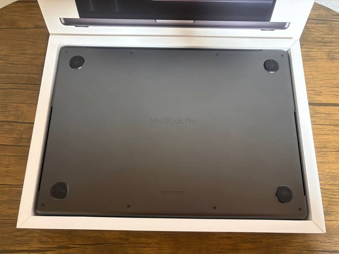 MacBook Pro 14インチM3 PRO 18GB/1TB