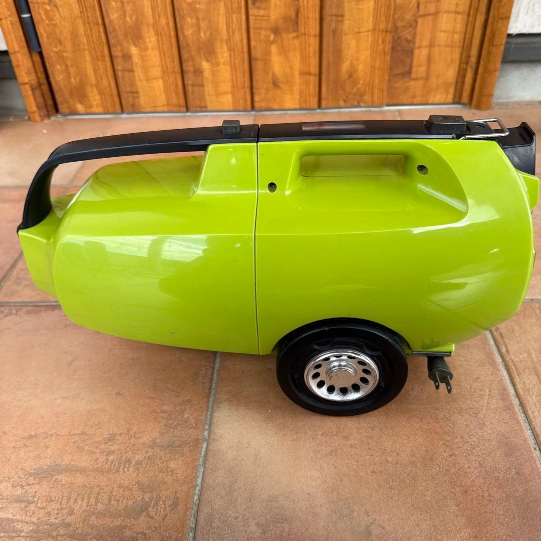 SANYO 掃除機 ライムグリーン　昭和レトロ　レトロ　緑　家電　昭和家電