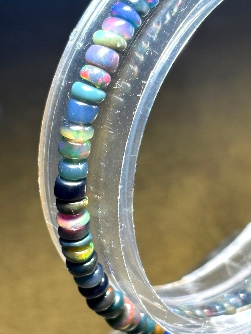 遊色！！　ブラックオパールブレスレット約4〜4.5㎜（新品未使用）希少　高品質