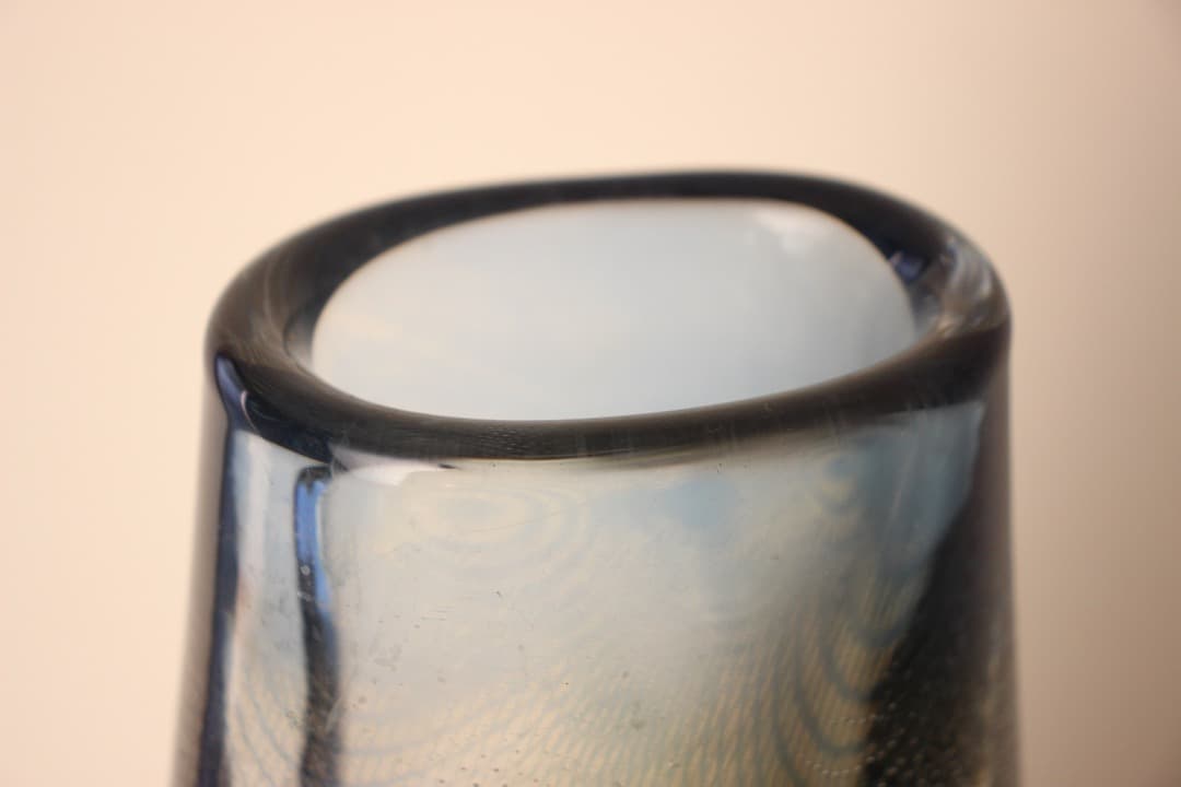 スウェーデン　オレフォス　クラーカ　ガラス　花瓶　フラワーベース