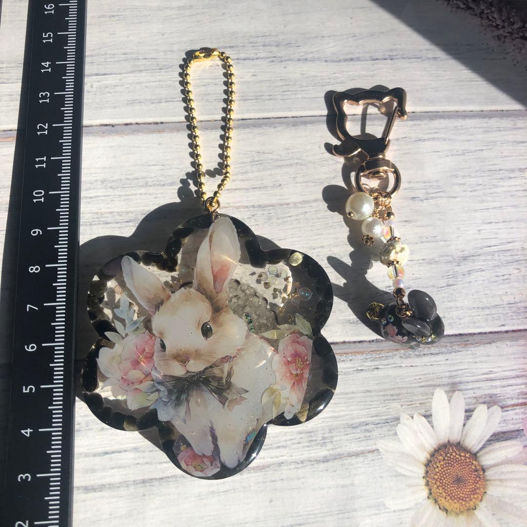 【2928】ウサギ　天然石　オルゴナイト　天然石　チャーム　キーホルダー　厄除け