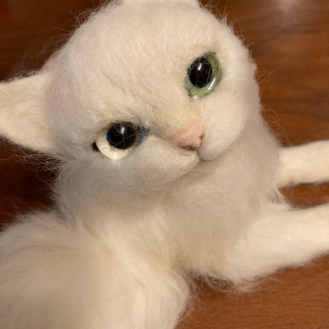 レイコ　羊毛フェルト　白猫