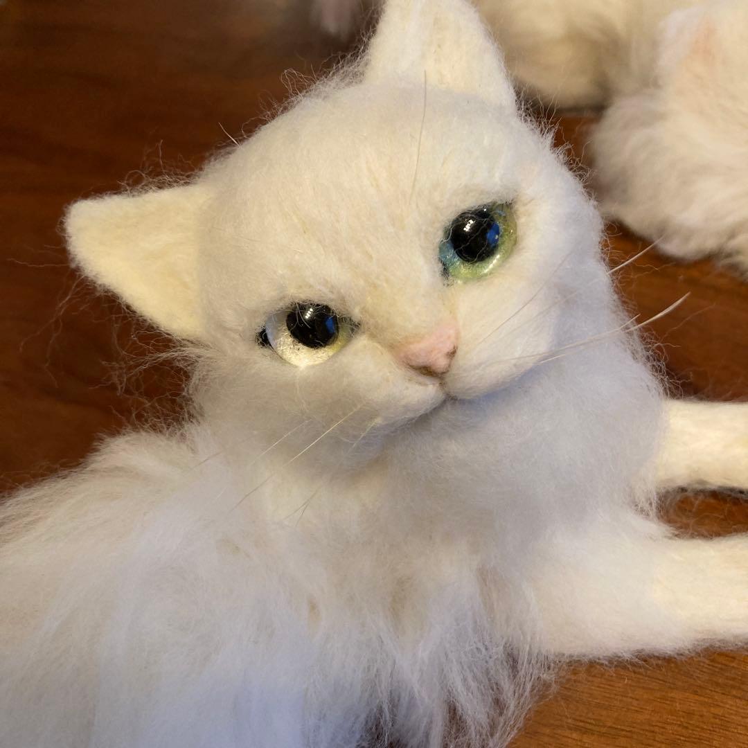 レイコ　羊毛フェルト　白猫