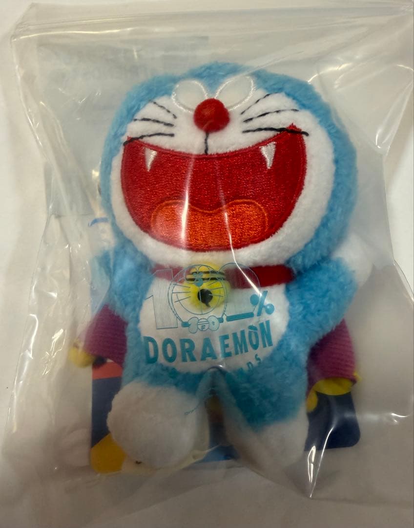 100%ドラえもんフレンズ　ドラキュラキーチェーン　新品未開封
