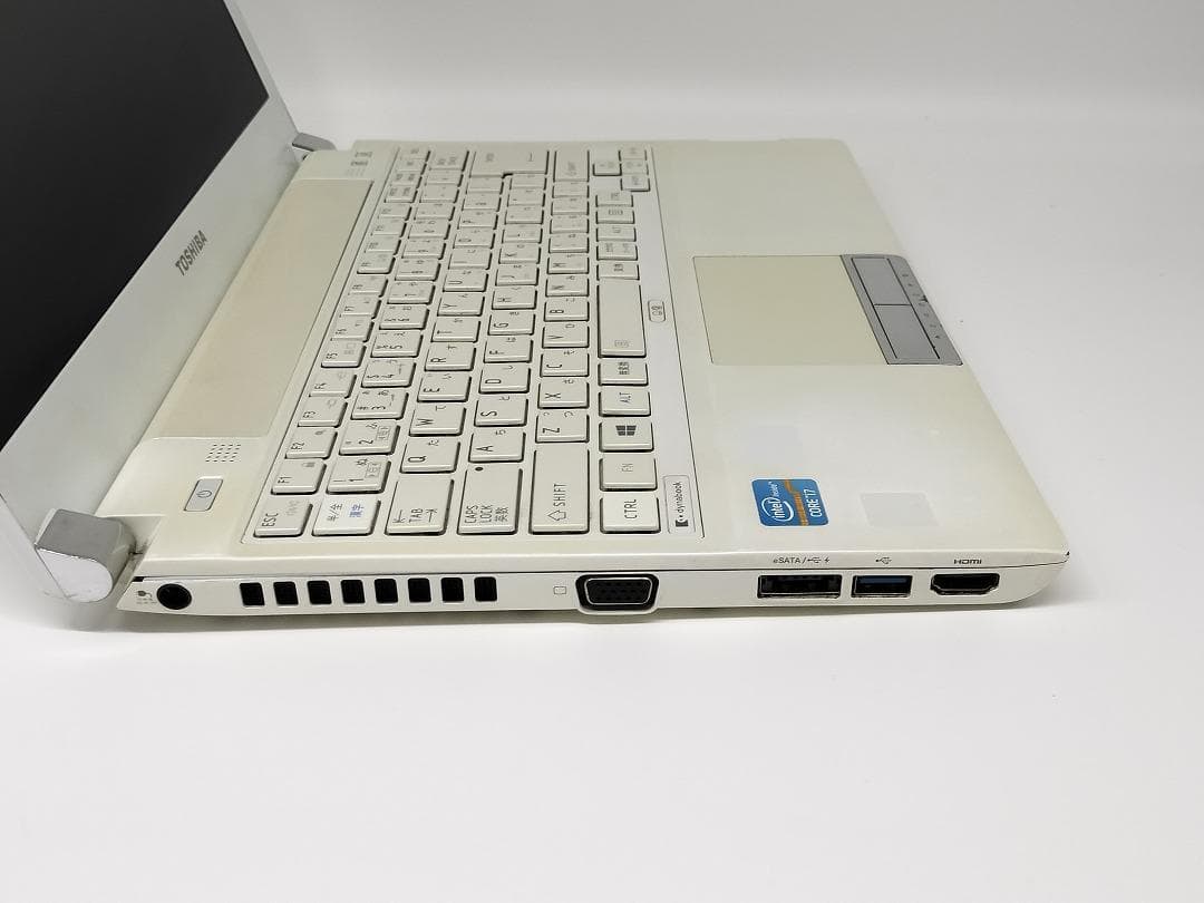 【東芝】爆速 Corei7/新品SSD128GB 13.3 ノートパソコン A5