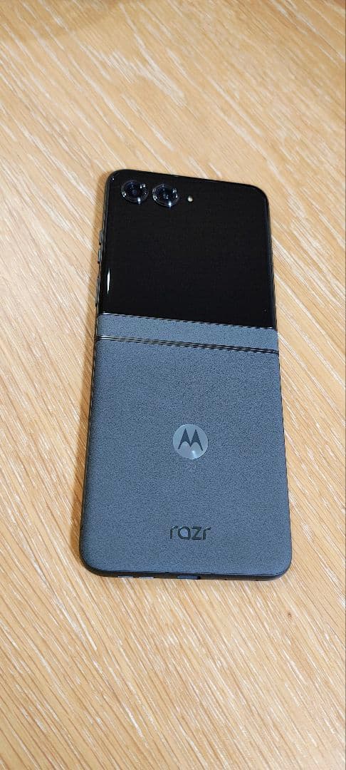 motorola razr 50 本体 512GB シムフリー