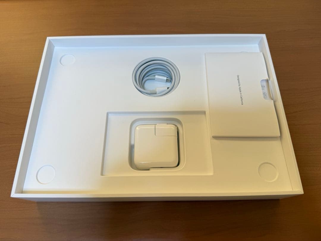 MacBook本体 Apple M1 MacBook Air 2020 16GB 256GB