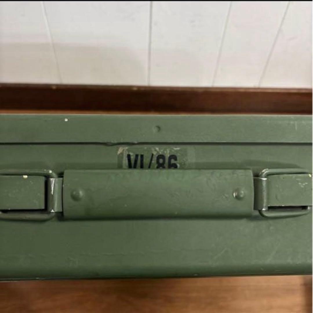 フランス軍　実物　メディカル　スチールケース　ラージ　送料無料