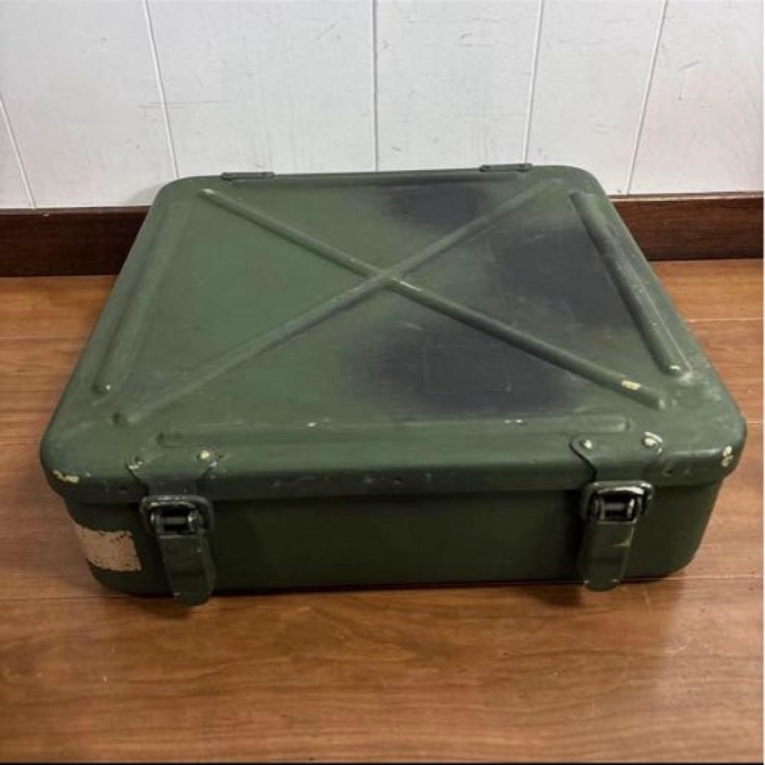 フランス軍　実物　メディカル　スチールケース　ラージ　送料無料