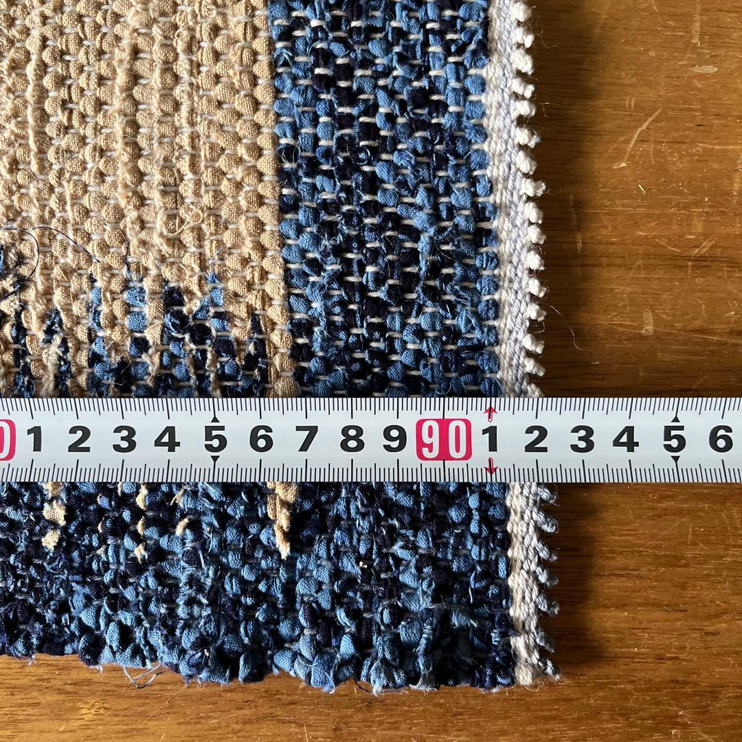 裂織　手織りの魚デザインマット 約90cm x 60cm