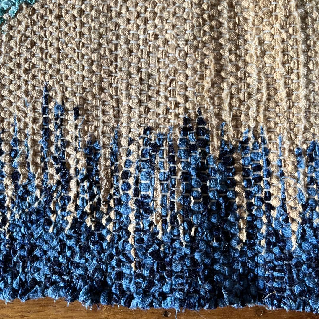 裂織　手織りの魚デザインマット 約90cm x 60cm