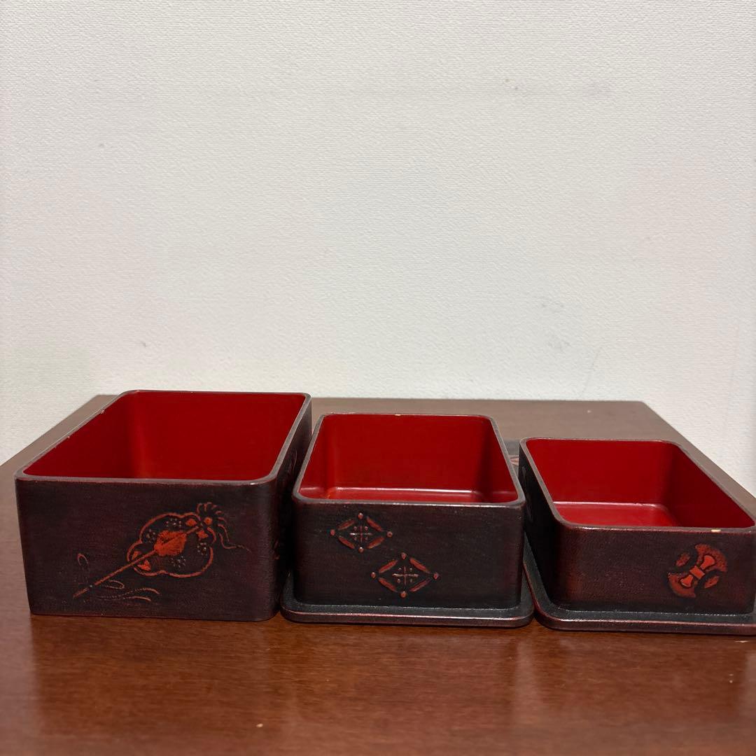 昭和レトロ 漆器 三段重 重箱 角重 民芸文様 蓋なしあり　宝箱　シール入れ