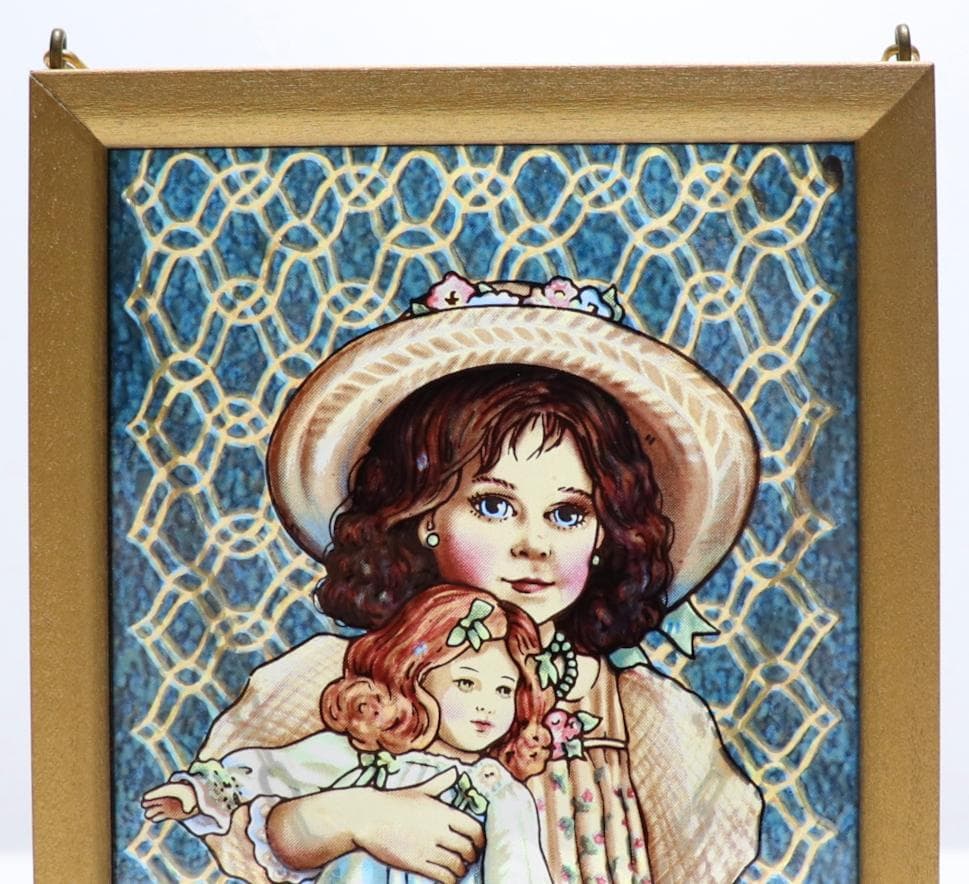 ジャン・ハガラ 少女と女の子の人形 ヴィンテージ ステンドグラス エミリー