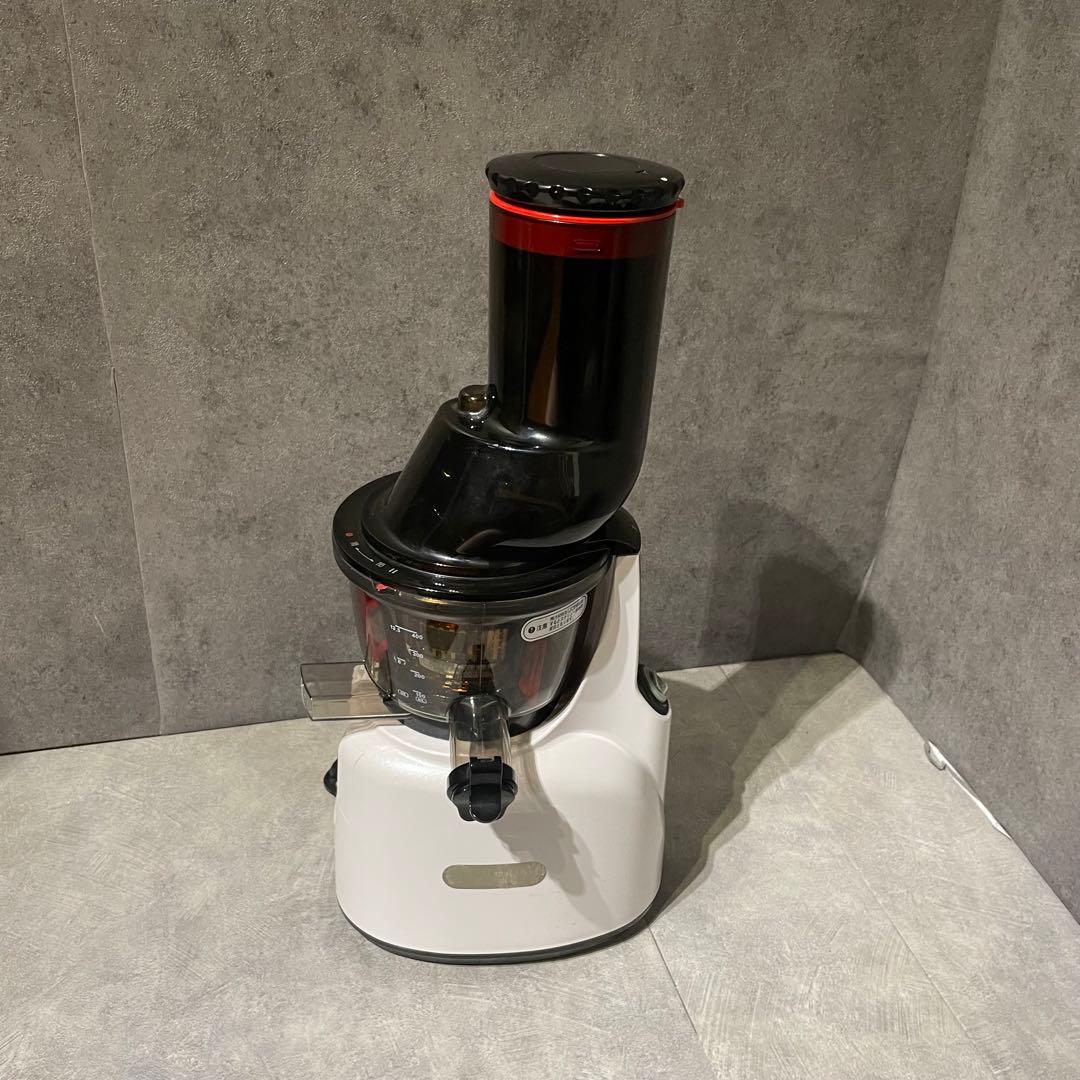 Kuvings クビンスjSG-121　ホールスロージューサー 白