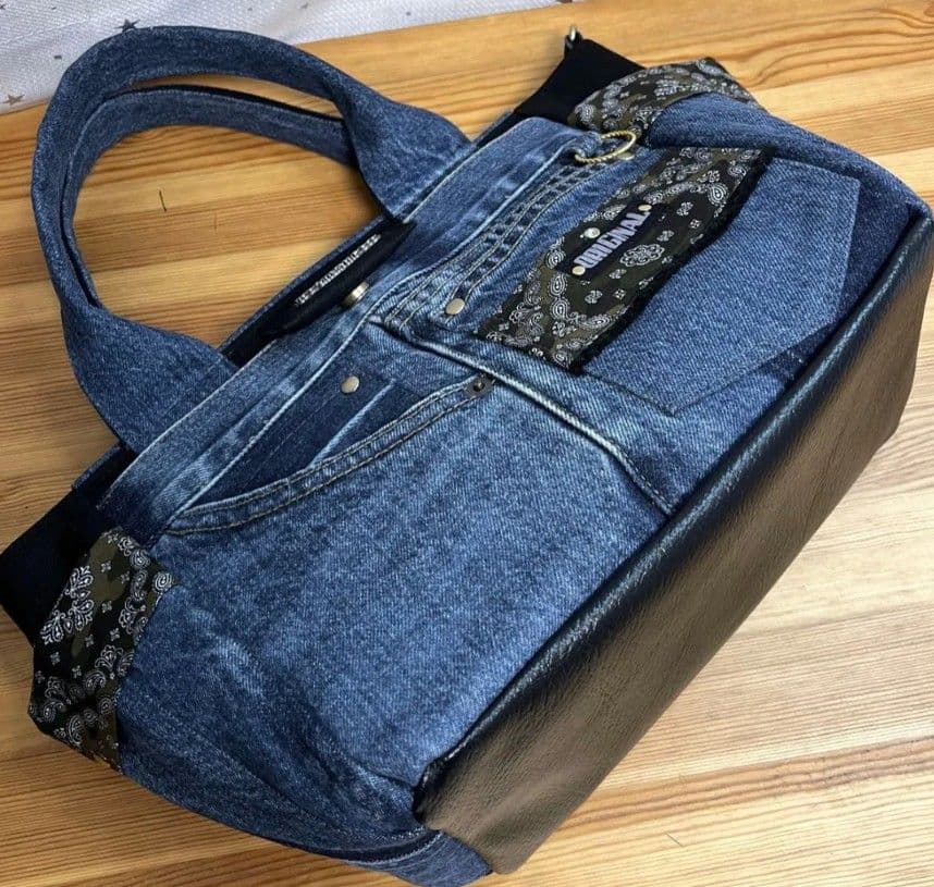 デニムリメイクバッグ（L）No.994☆ハンドバッグ　マザーズバッグ