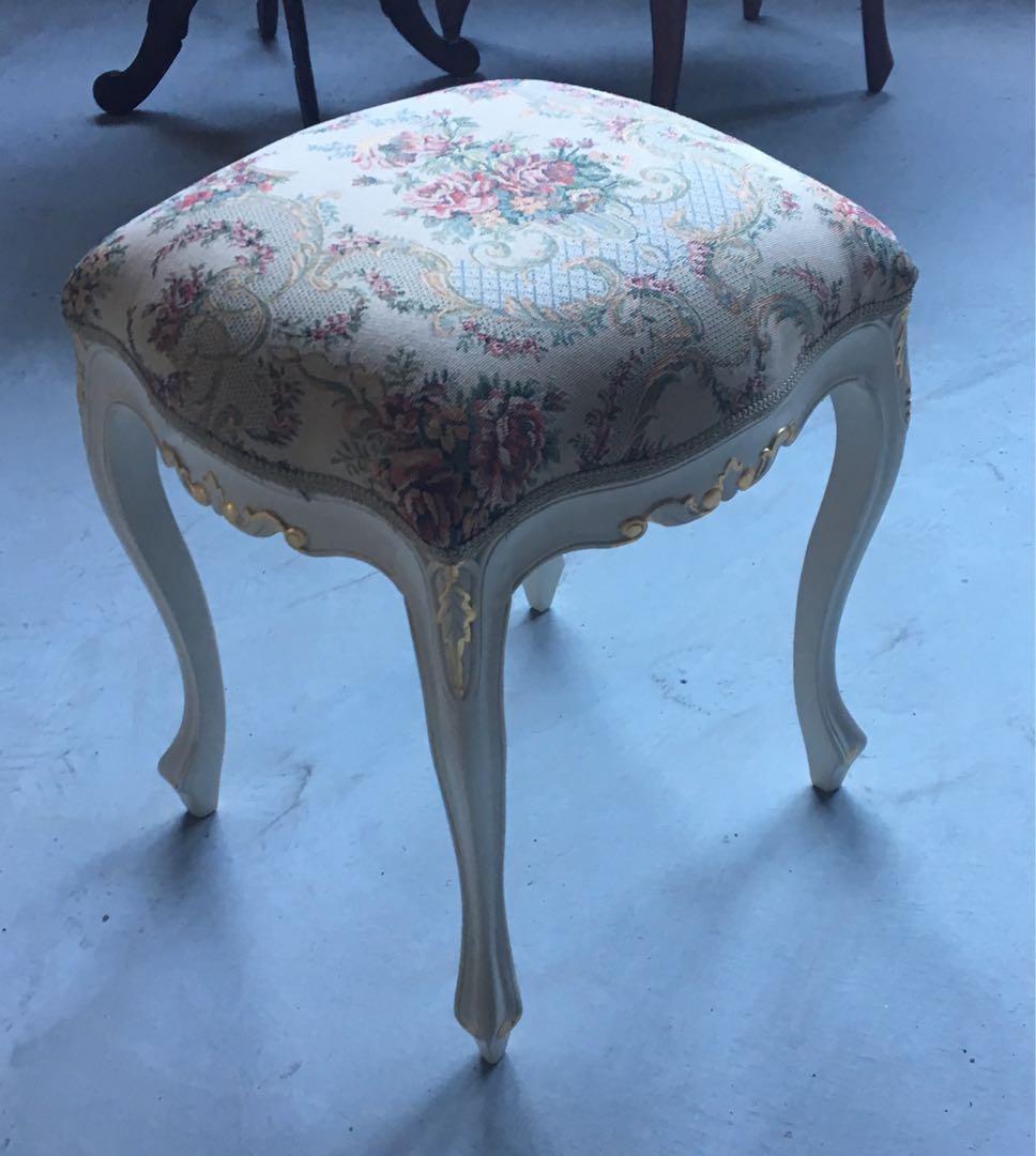 新品　猫脚スツール 2脚セット　薔薇柄　ロココ調　アンティーク調 金箔張り