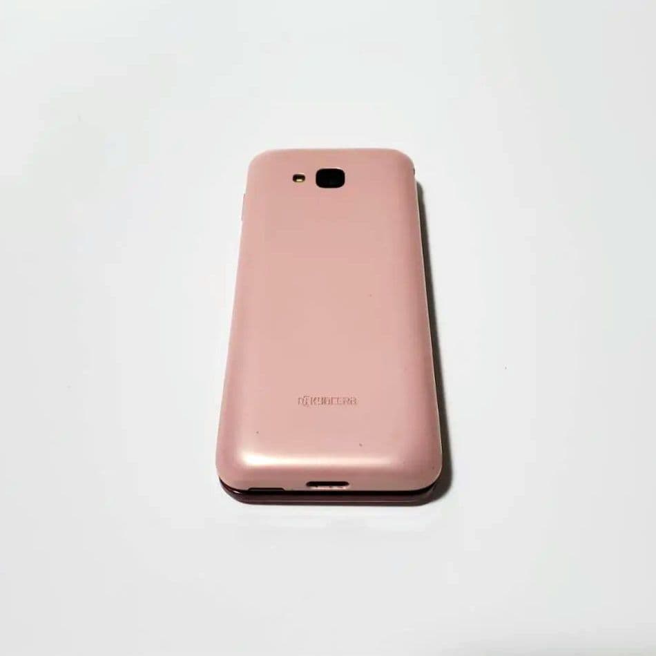 au GRATINA KYF39 京セラ サクライロ 桜色 ガラケー ピンク系