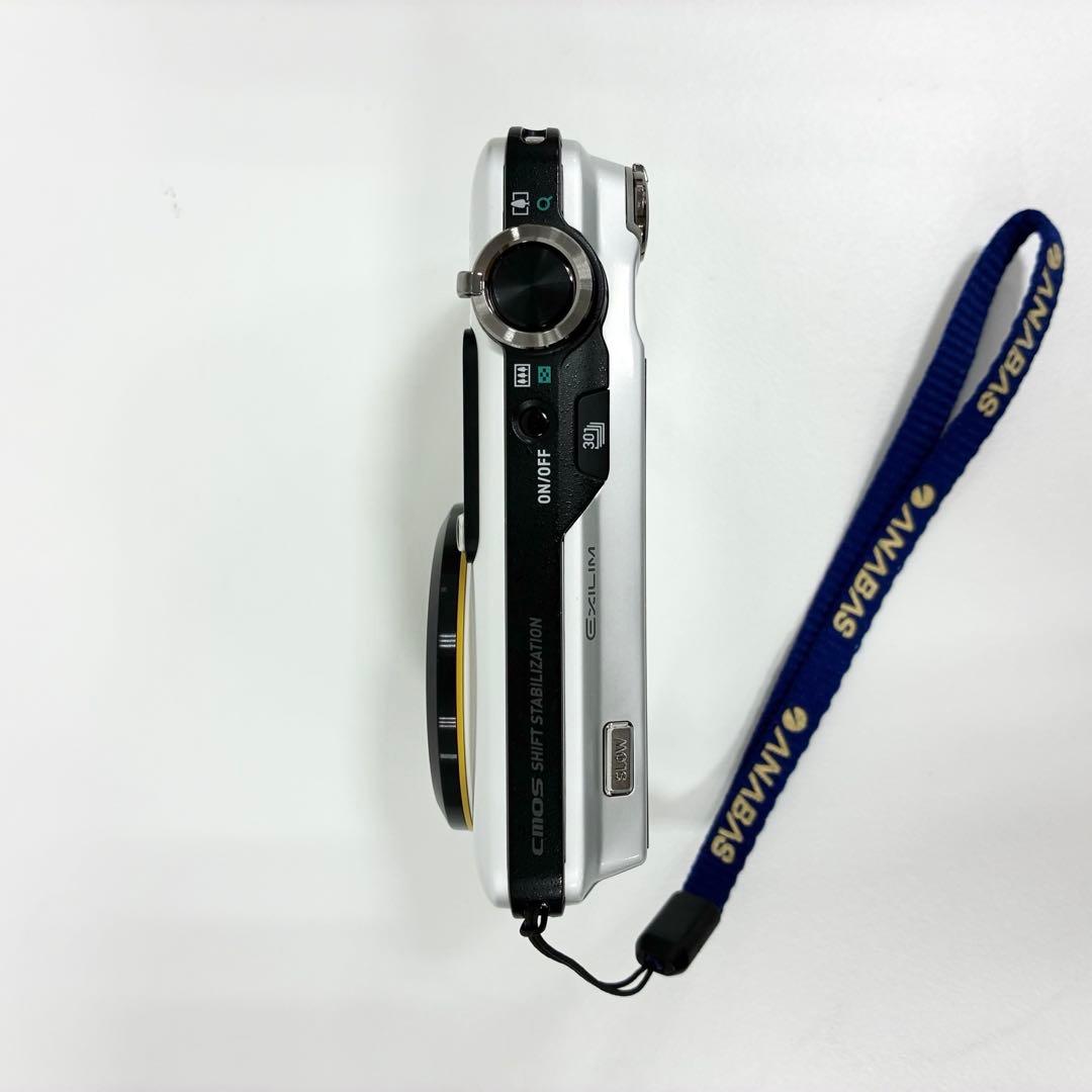 極美品 CASIO EXILIM HS EX-FC100 カシオ