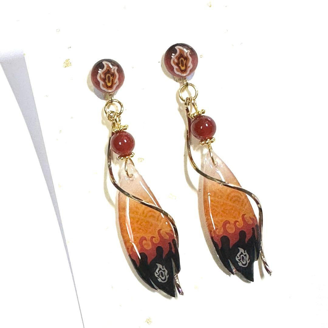 和風イヤリング　まめ。　玄弥　烏　煉　キーホルダー　ストラップ