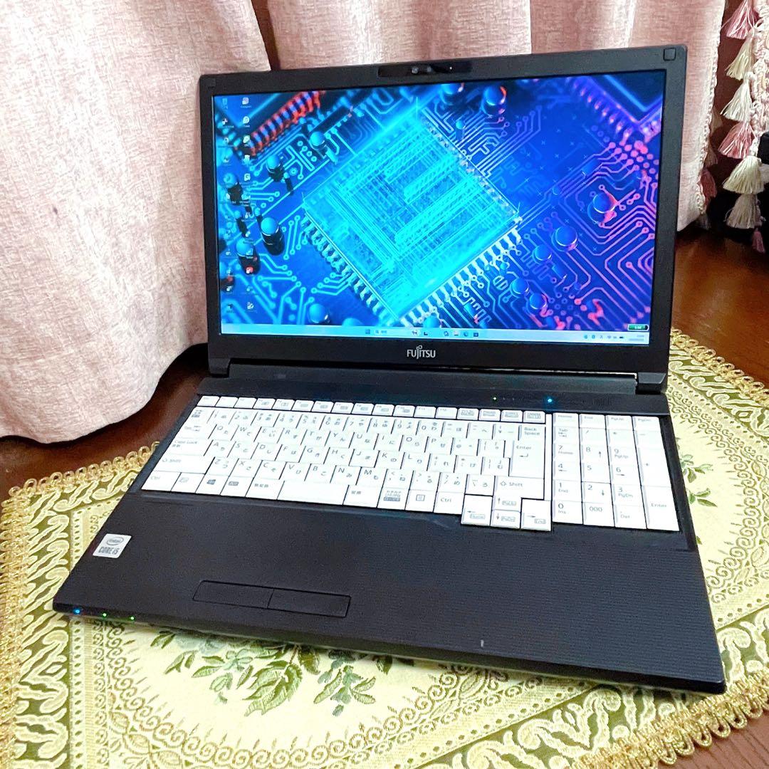 極美品⭐︎フルHD⭐︎第10世代Corei5⭐︎SSD⭐︎ノートパソコン⭐︎オフィス付き